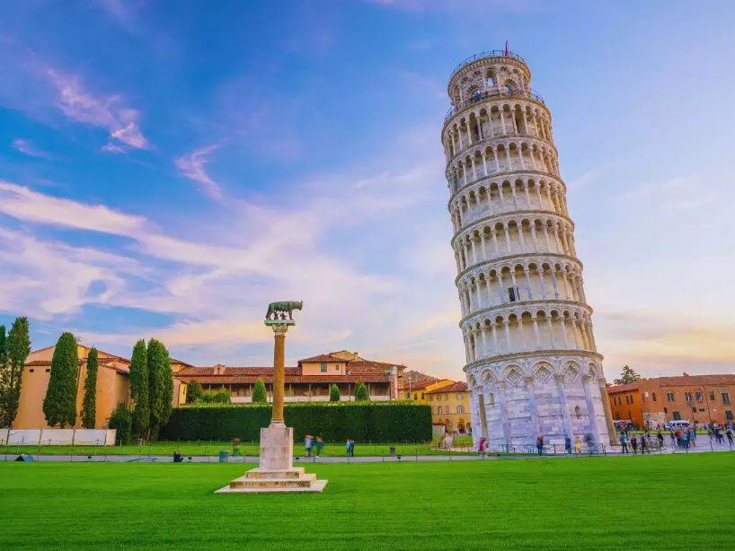 Leaning Tower of Pisa, Pisa, Tuscany, Italy